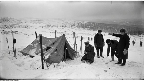 Dyatlov-Pass-Incident-depicted-in-a-photo